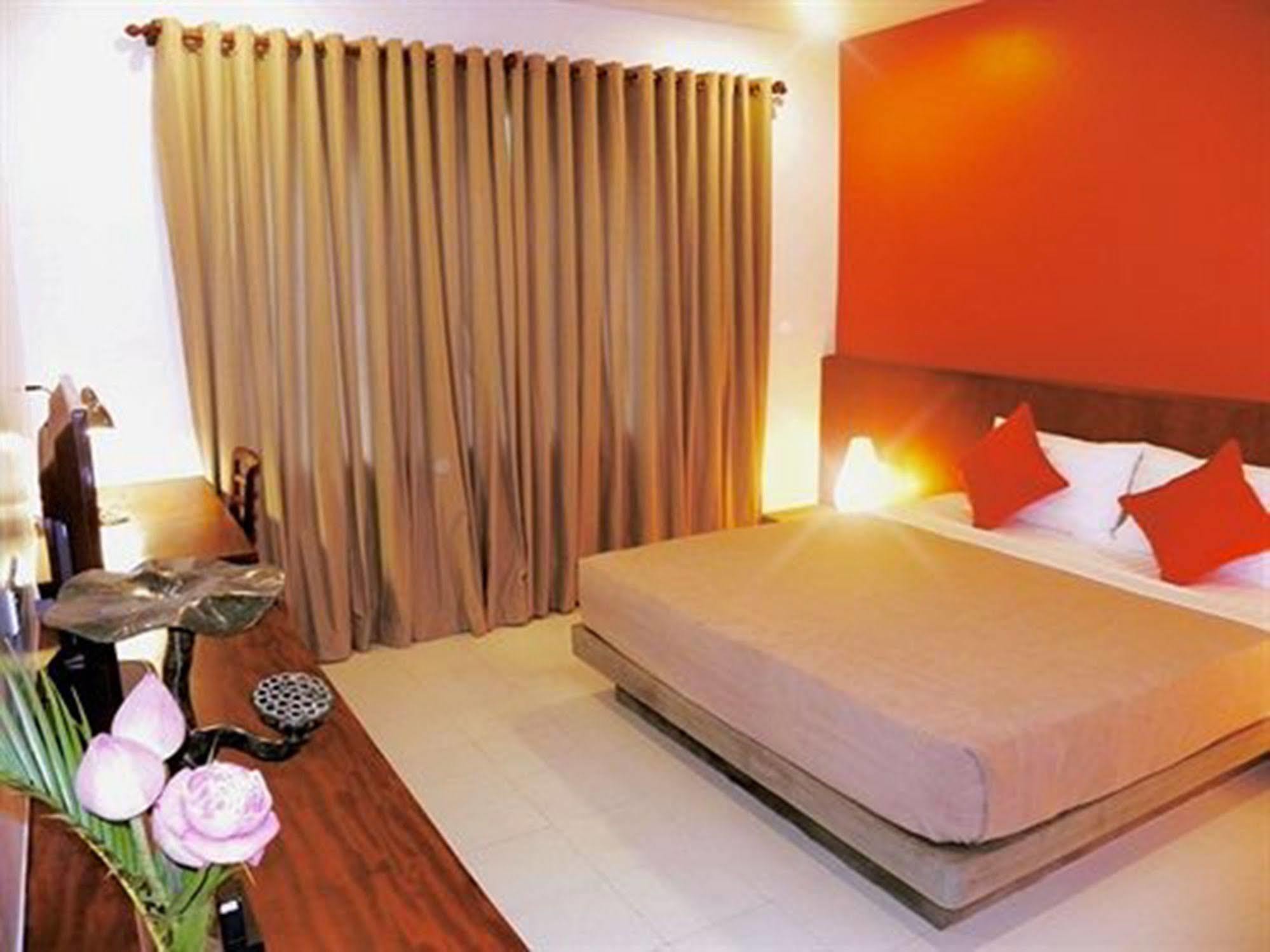 Anise Villa Boutique Hotel Phnom Penh Extérieur photo